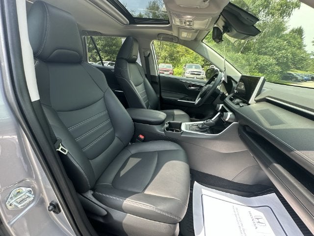 2023 Toyota RAV4 Hybrid XLE Premium