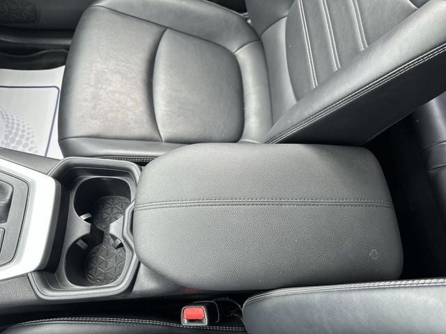 2021 Toyota RAV4 Hybrid XLE Premium