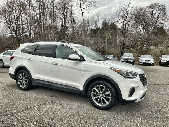 2017 Hyundai Santa Fe SE