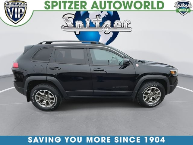 2023 Jeep Cherokee Trailhawk