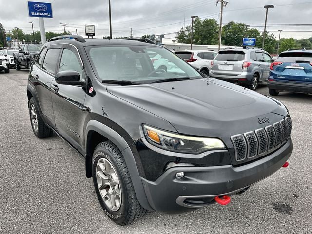 2023 Jeep Cherokee Trailhawk