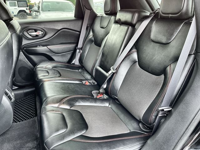 2023 Jeep Cherokee Trailhawk