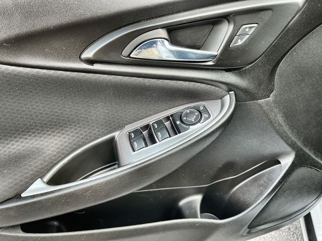 2023 Chevrolet Malibu LS 1LS