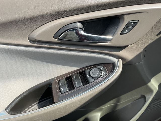 2017 Chevrolet Malibu LT 1LT