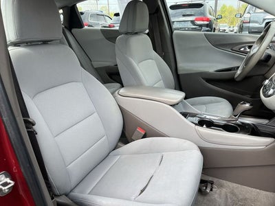 2017 Chevrolet Malibu LT 1LT