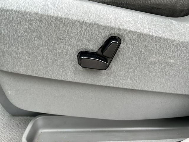 2008 Chrysler Town & Country LX