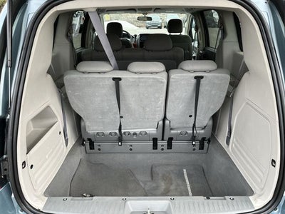 2008 Chrysler Town & Country LX