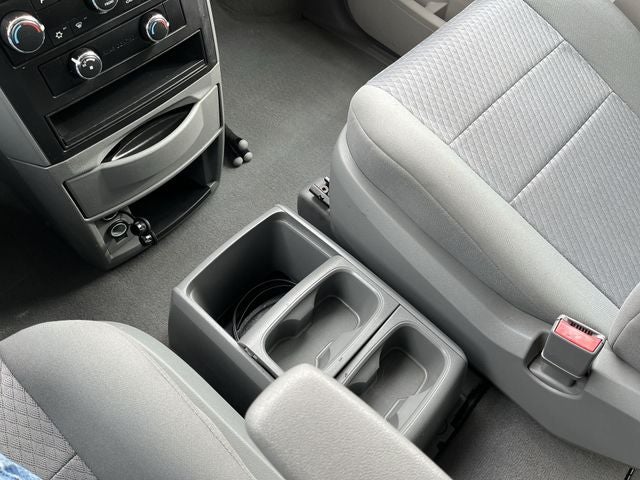 2008 Chrysler Town & Country LX