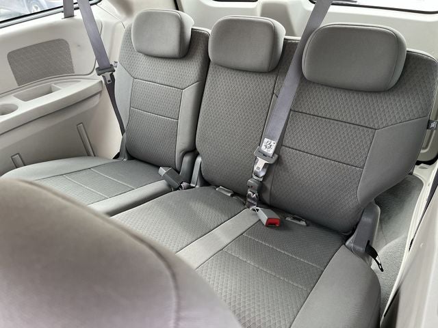 2008 Chrysler Town & Country LX