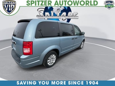 2008 Chrysler Town & Country LX