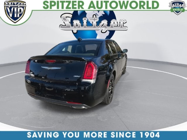2017 Chrysler 300 S