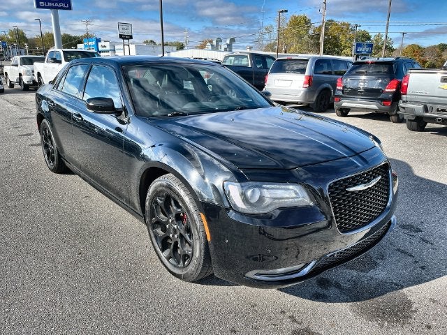 2017 Chrysler 300 S