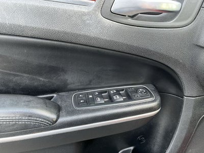 2014 Chrysler 300 Base