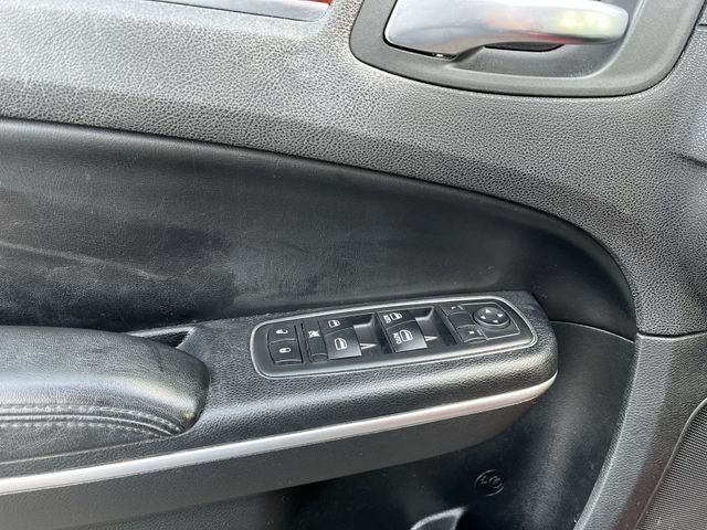 2014 Chrysler 300 Base