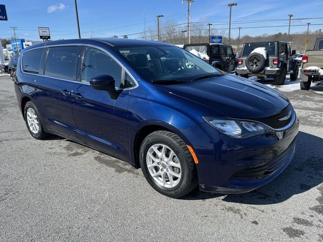 2017 Chrysler Pacifica LX