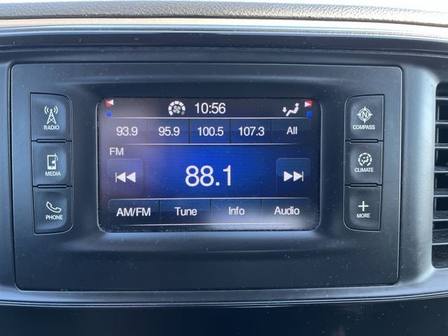 2017 Chrysler Pacifica LX