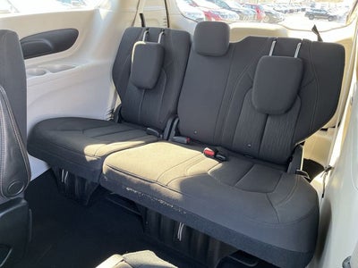 2017 Chrysler Pacifica LX