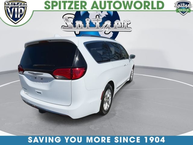 2019 Chrysler Pacifica Touring L Plus