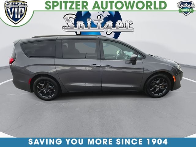 2019 Chrysler Pacifica Touring Plus