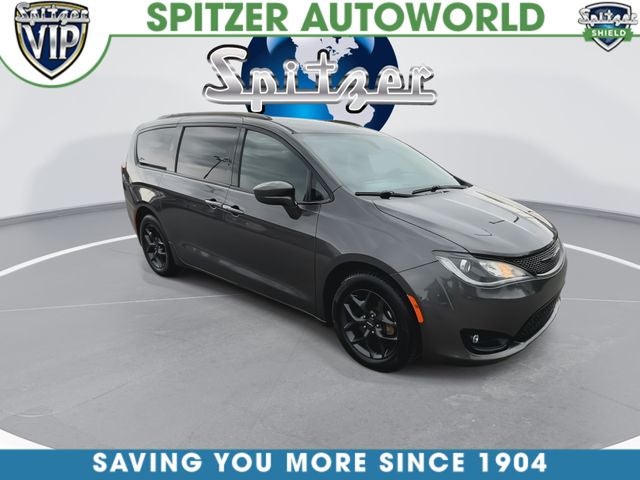 2019 Chrysler Pacifica Touring Plus