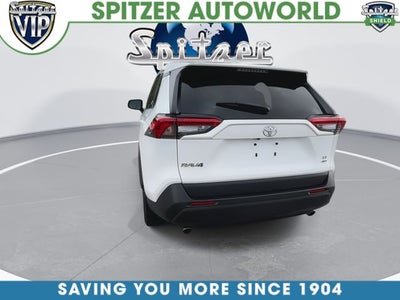 2022 Toyota RAV4 LE