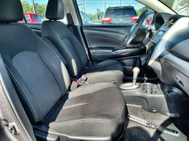 2018 Nissan Versa 1.6 SV