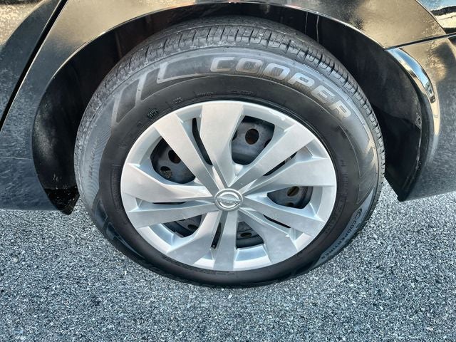 2023 Nissan Versa 1.6 S
