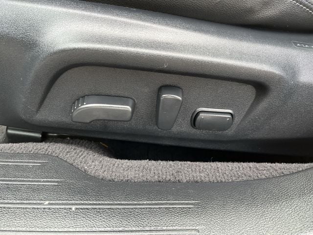 2016 Subaru Legacy 3.6R Limited