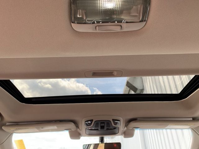 2022 Subaru Outback Touring XT