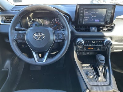 2021 Toyota RAV4 Hybrid XLE