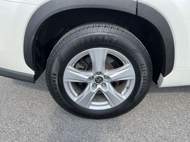 2021 Toyota Highlander L