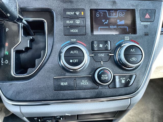 2019 Toyota Sienna XLE 7 Passenger