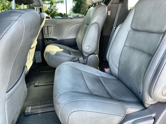 2019 Toyota Sienna XLE 7 Passenger