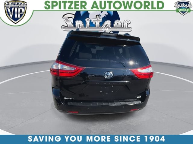 2019 Toyota Sienna XLE 7 Passenger
