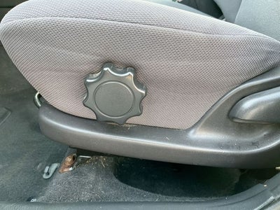 2004 Pontiac Vibe Base