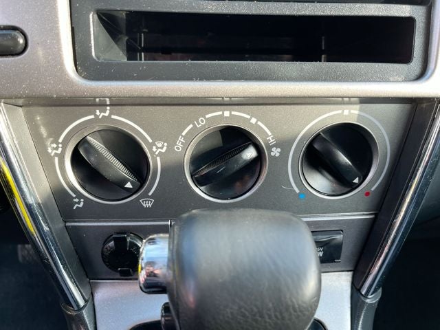 2004 Pontiac Vibe Base