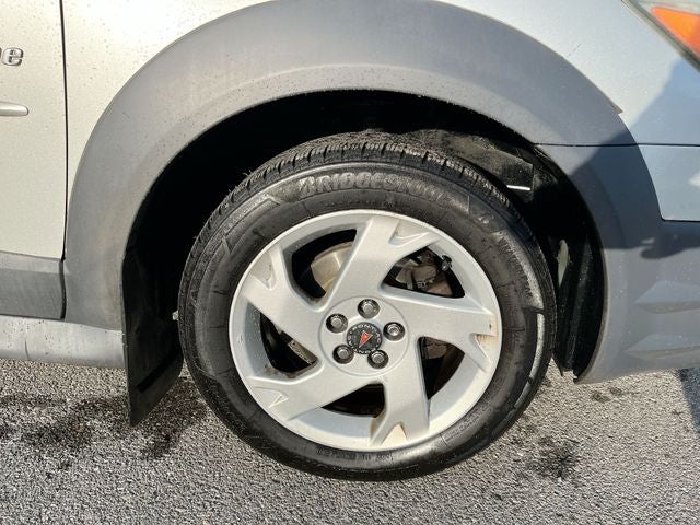 2004 Pontiac Vibe Base