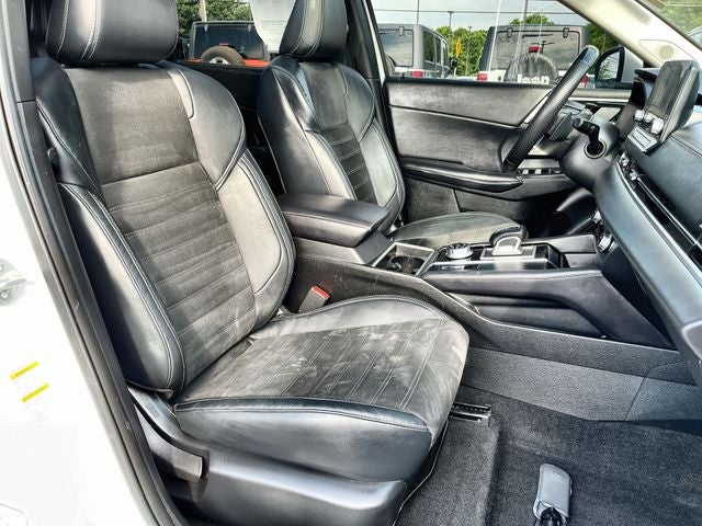 2023 Mitsubishi Outlander SE