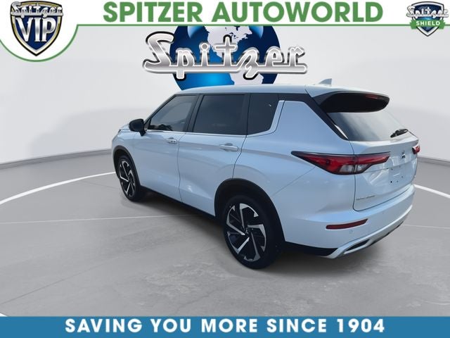 2023 Mitsubishi Outlander SE