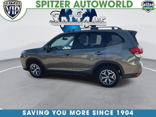 2024 Subaru Forester Premium