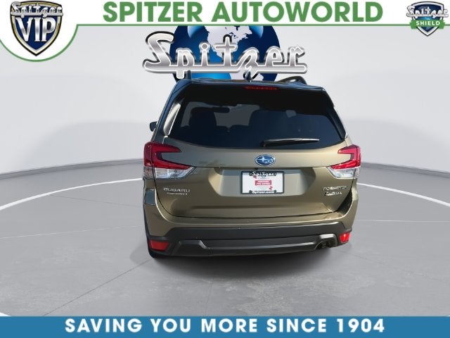 2024 Subaru Forester Premium