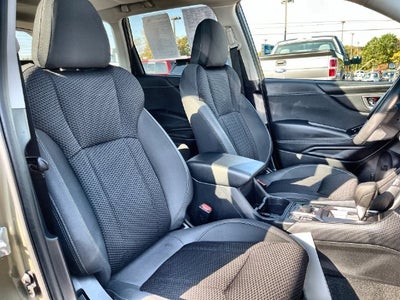 2024 Subaru Forester Premium