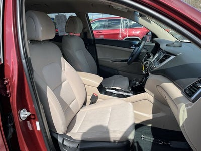 2016 Hyundai Tucson SE