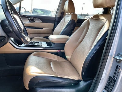 2023 Kia Carnival LX Seat Package