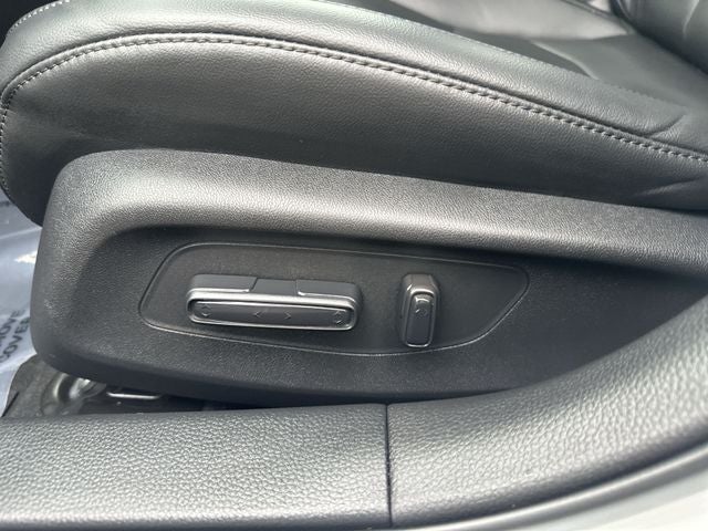 2023 Acura Integra Base