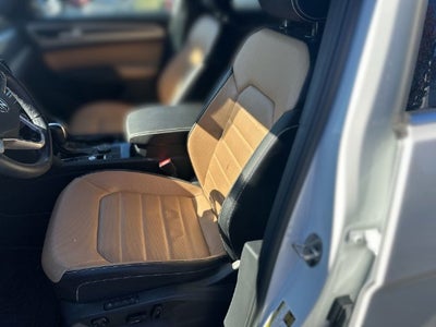 2023 Volkswagen Atlas Cross Sport 3.6L V6 SEL Premium R-Line