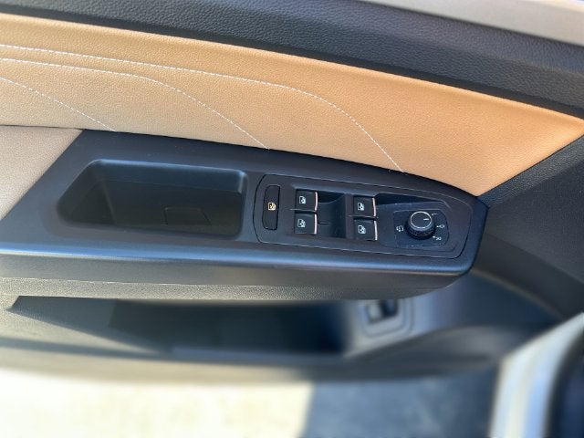 2023 Volkswagen Atlas Cross Sport 3.6L V6 SEL Premium R-Line