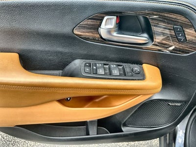2022 Chrysler Pacifica Hybrid Pinnacle