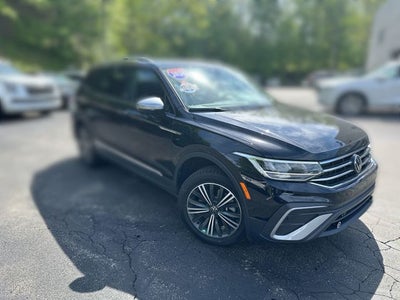 2024 Volkswagen Tiguan 2.0T Wolfsburg Edition