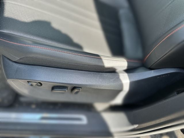 2024 Volkswagen Tiguan 2.0T Wolfsburg Edition